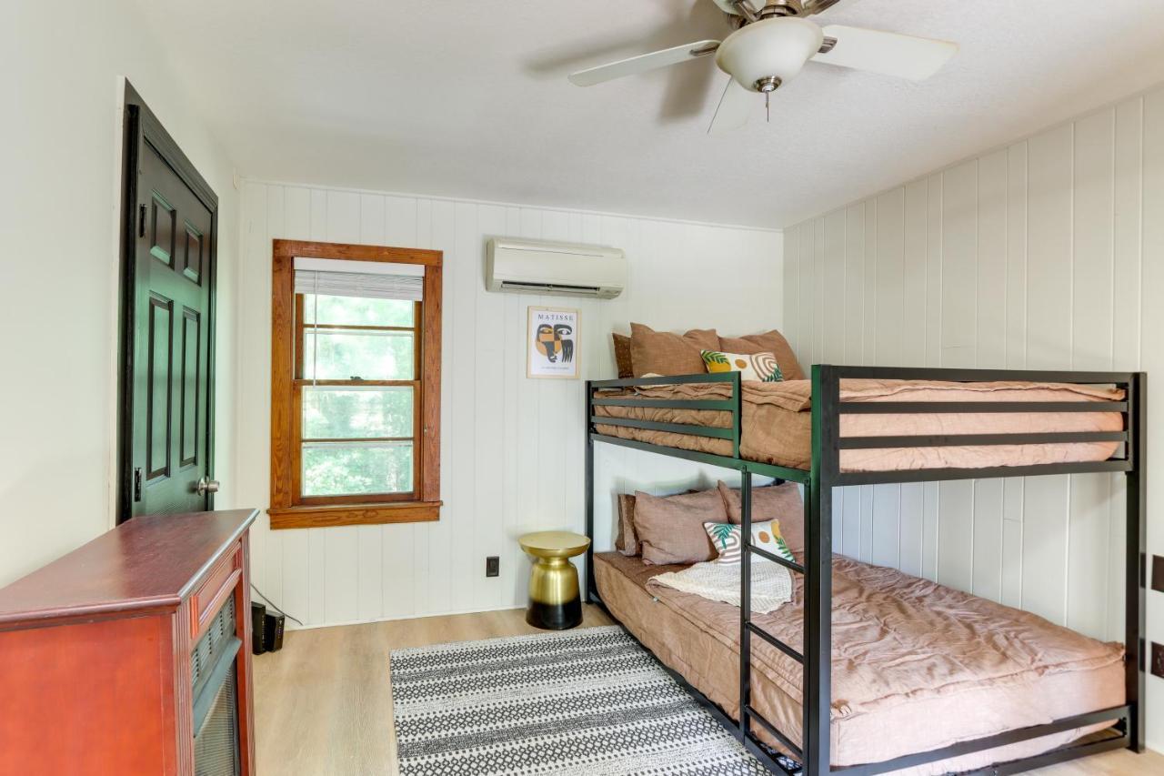 Cozy Blairsville Studio With Deck 15 Yards To Lake! Exteriör bild