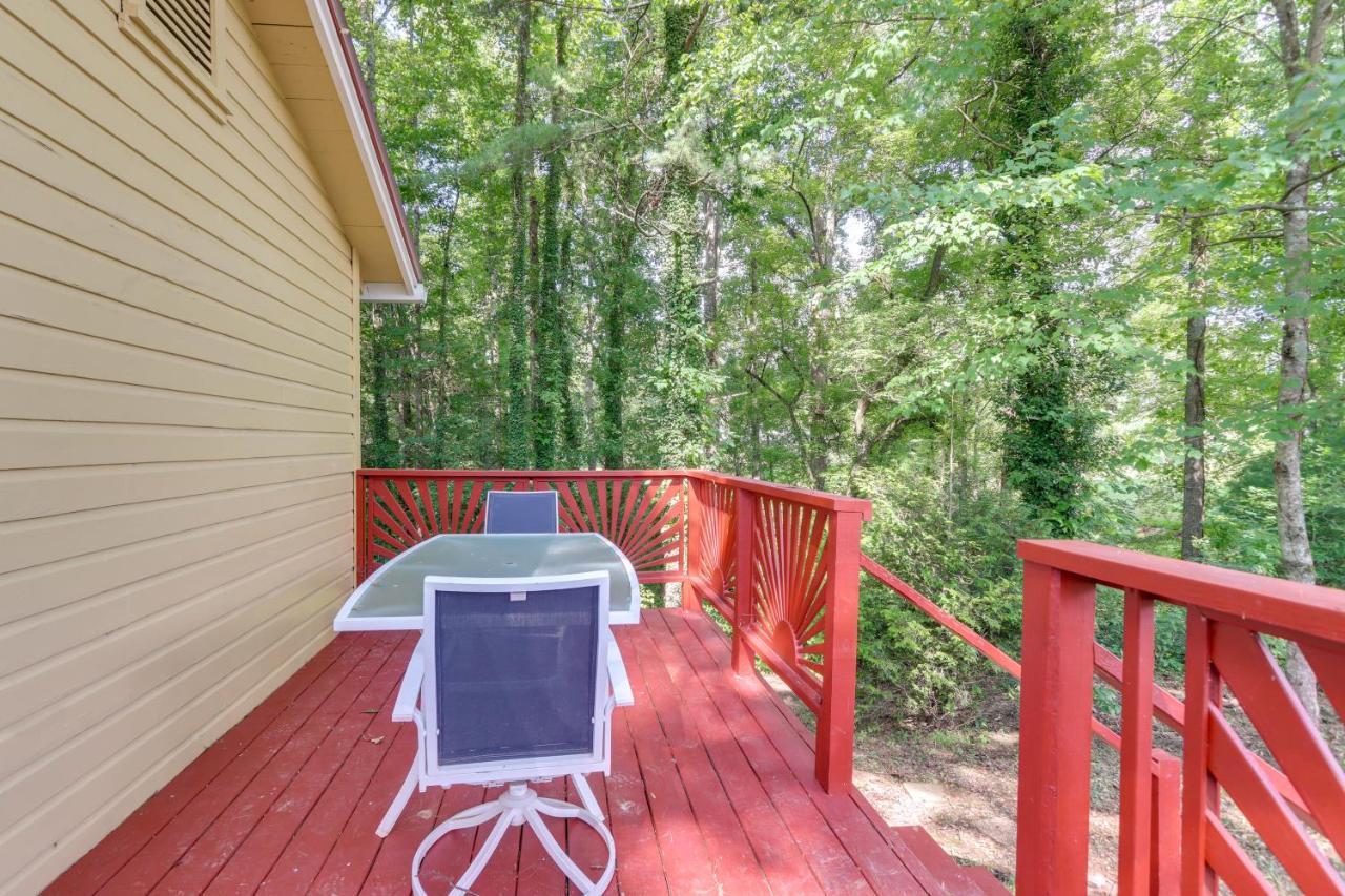 Cozy Blairsville Studio With Deck 15 Yards To Lake! Exteriör bild