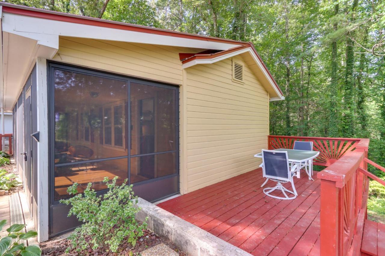 Cozy Blairsville Studio With Deck 15 Yards To Lake! Exteriör bild